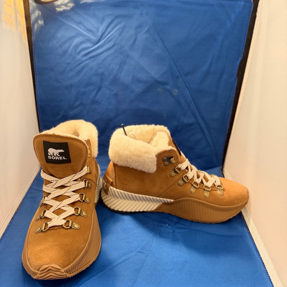 Sorel Brown Lace-Up Winter Boots Women Size 6.5 - Picture 3 of 8